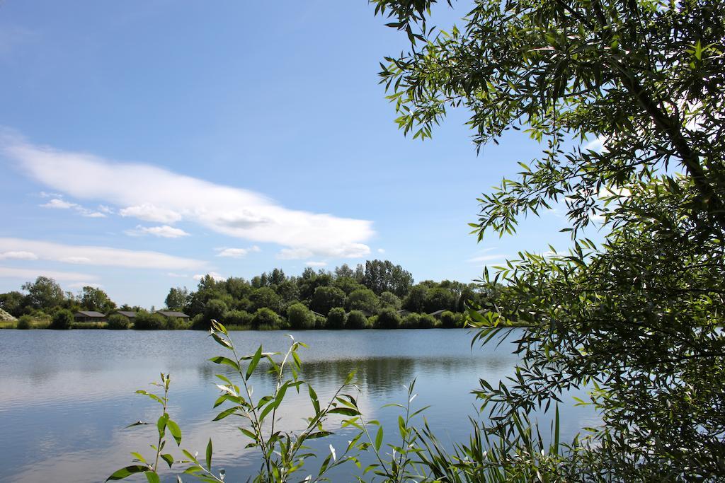 Lake Pochard Holiday Lodges Саут-Керни Номер фото